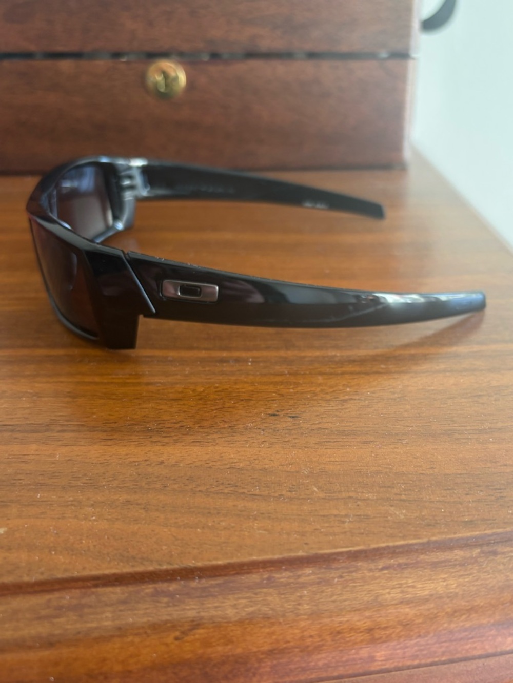 Oakley GASCAN S Polished Black/Grey Sunglasses - Picture 4 of 9